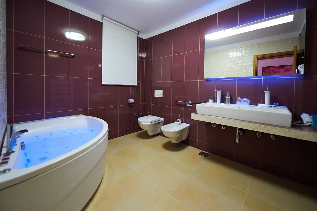 Contemporary Villa with Pool and Sauna in Jesenice