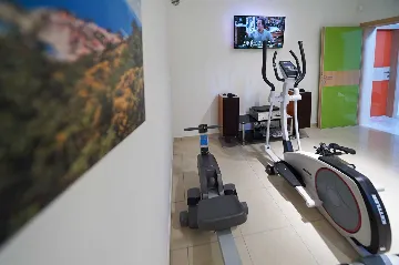 Contemporary Villa with Pool and Sauna in Jesenice