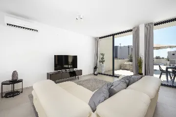 Contemporary Villa with Pool in Vodnjan