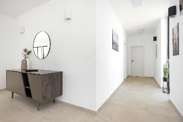 Contemporary Villa with Pool in Vodnjan