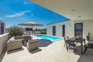 Contemporary Villa with Pool in Vodnjan