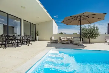 Contemporary Villa with Pool in Vodnjan