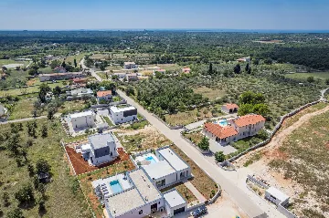 Contemporary Villa with Pool in Vodnjan