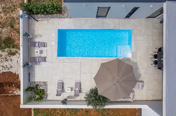 Contemporary Villa with Pool in Vodnjan