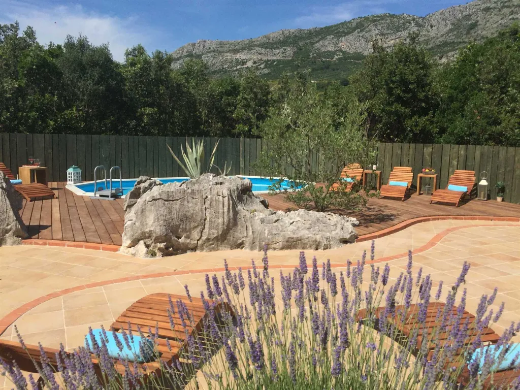 Family-Friendly Villa with Pool near Dubrovnik