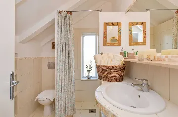 Family-Friendly Villa with Pool near Dubrovnik