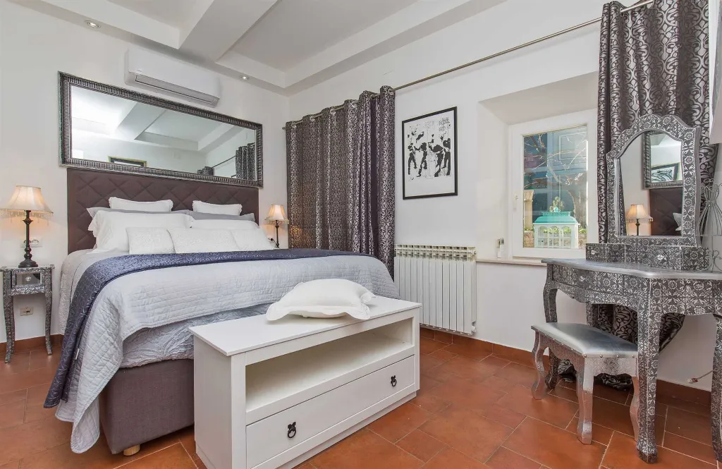 Family-Friendly Villa with Pool near Dubrovnik