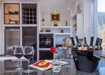 Family-Friendly Villa with Pool near Dubrovnik