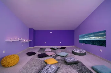 Spacious Family Villa with Pool in Podstrana