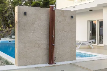 Spacious Family Villa with Pool in Podstrana