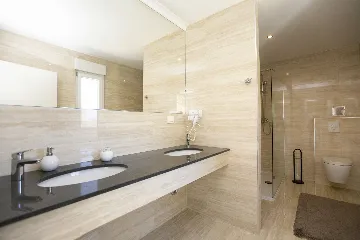 Contemporary Villa with Pool in Podstrana