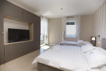 Contemporary Villa with Pool in Podstrana