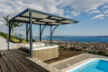 Modern Panorama Villa with Pool in Kaštel Stari