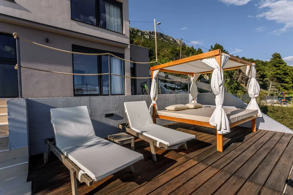 Modern Panorama Villa with Pool in Kaštel Stari