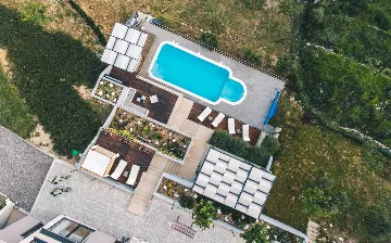 Modern Panorama Villa with Pool in Kaštel Stari