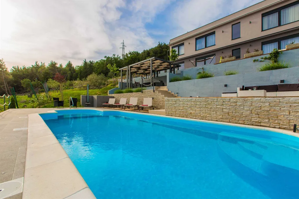 Modern Panorama Villa with Pool in Kaštel Stari