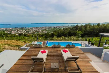 Modern Panorama Villa with Pool in Kaštel Stari