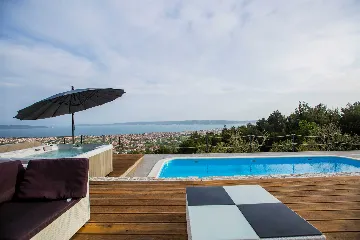 Modern Panorama Villa with Pool in Kaštel Stari