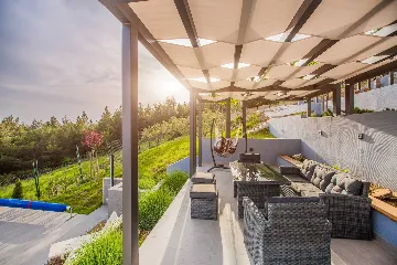 Modern Panorama Villa with Pool in Kaštel Stari