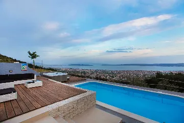 Modern Panorama Villa with Pool in Kaštel Stari
