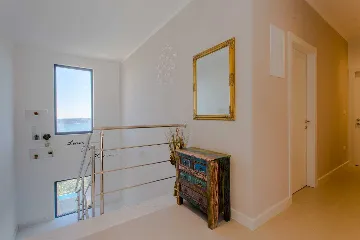 Modern Panorama Villa with Pool in Kaštel Stari