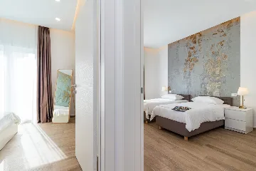 Contemporary Villa with Heated Pool in Pula