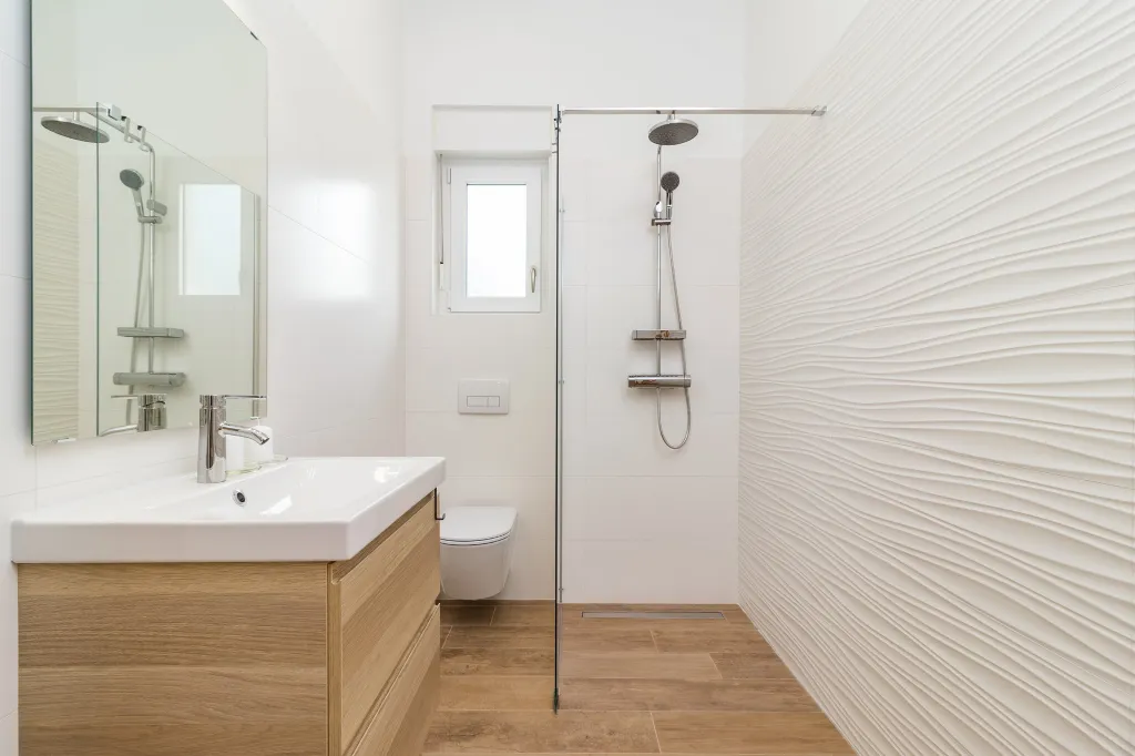 Contemporary Villa with Heated Pool in Pula