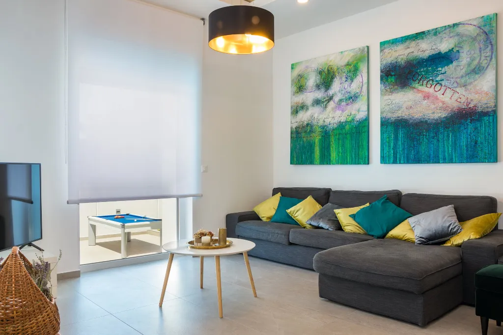 Contemporary Villa with Heated Pool in Pula