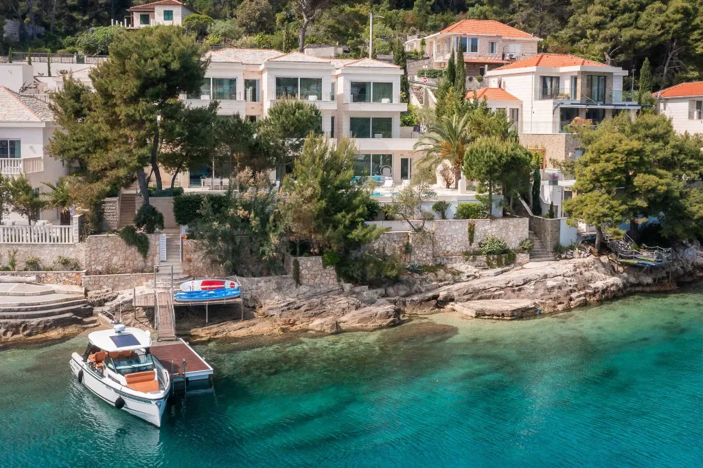 Seaside Villa Retreat with Pool in Selca