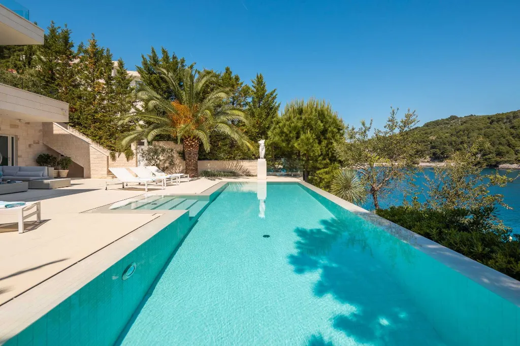 Seaside Villa Retreat with Pool in Selca