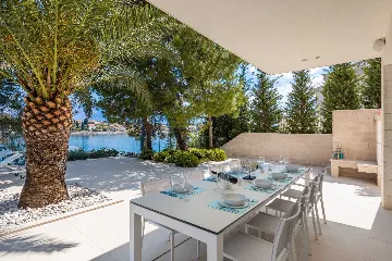 Seaside Villa Retreat with Pool in Selca