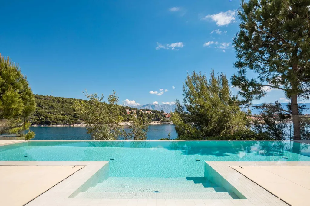 Seaside Villa Retreat with Pool in Selca