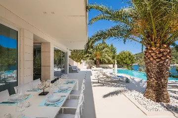 Seaside Villa Retreat with Pool in Selca