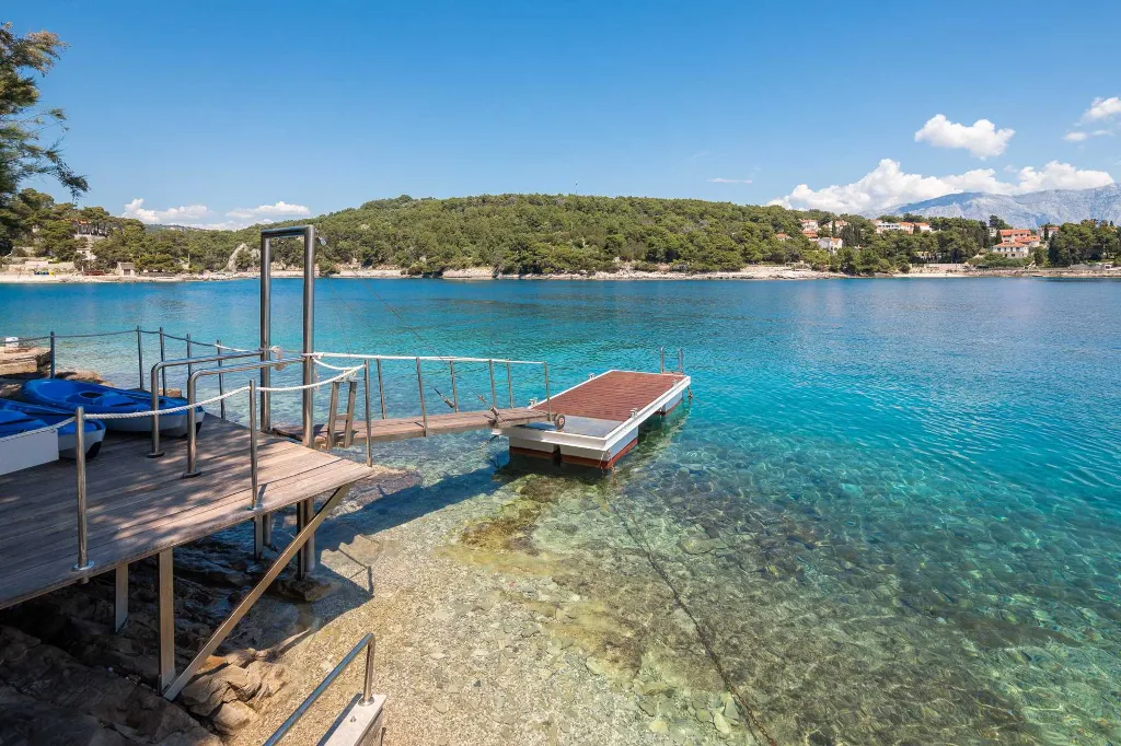 Seaside Villa Retreat with Pool in Selca
