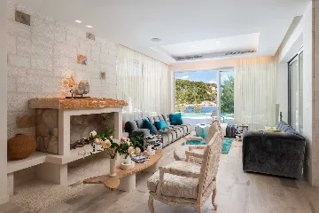 Seaside Villa Retreat with Pool in Selca