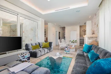 Seaside Villa Retreat with Pool in Selca