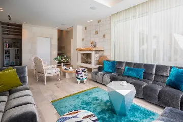 Seaside Villa Retreat with Pool in Selca