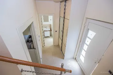 Contemporary Villa with Pool in Splitska