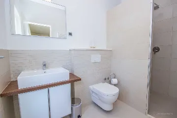 Contemporary Villa with Pool in Splitska