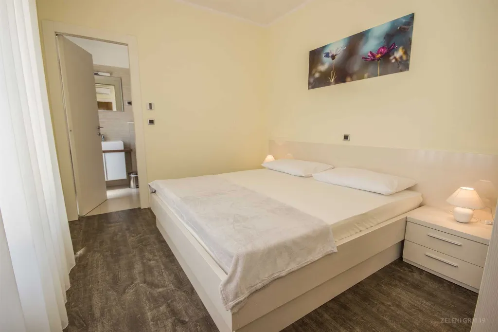 Modern Family Villa with Pool in Splitska