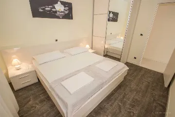 Modern Family Villa with Pool in Splitska