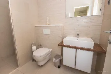 Modern Family Villa with Pool in Splitska