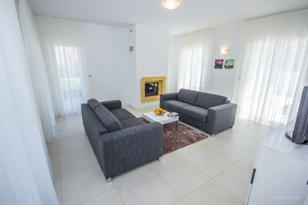 Contemporary Villa with Pool and Panoramic Sea View Splitska