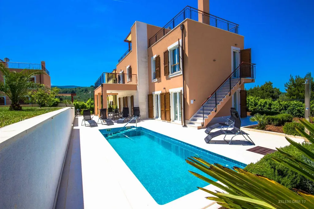 Contemporary Villa with Pool and Panoramic Sea View Splitska