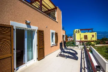 Contemporary Villa with Pool and Panoramic Sea View Splitska