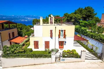 Contemporary Villa With Panoramic Sea Views, Splitska