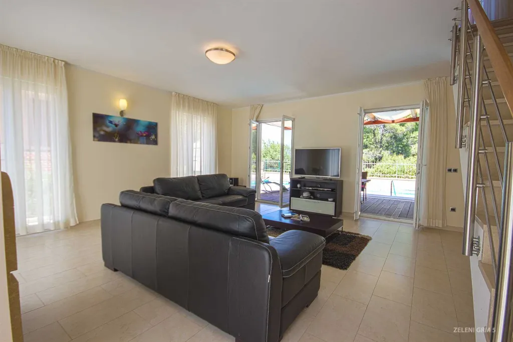 Contemporary Villa With Panoramic Sea Views, Splitska