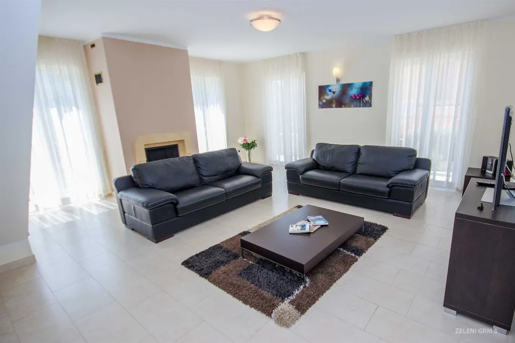 Contemporary Villa With Panoramic Sea Views, Splitska