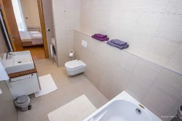 Contemporary Island Villa with Pool – Splitska