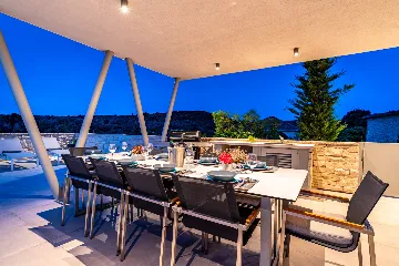 Modern Poolside Villa in Žman